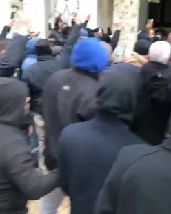 Akhirnya Pasukan Israel Menarik Diri dari Qubbat al-Sakhra Akhirnya Pasukan Israel Menarik Diri dari Qubbat al-Sakhra