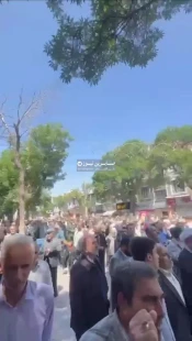في إيار جمعات الغضب...
بهتافات الموت لامريكا والكيان الصهيوني... انطلاق تظاهرات للشعب الإيراني بعد صلاة الجمعة بمدينة اردبيل تضامناً مع غزة 2 في إيار جمعات الغضب...
بهتافات الموت لامريكا والكيان الصهيوني... انطلاق تظاهرات للشعب الإيراني بعد صلاة الجمعة بمدينة اردبيل تضامناً مع غزة 2
